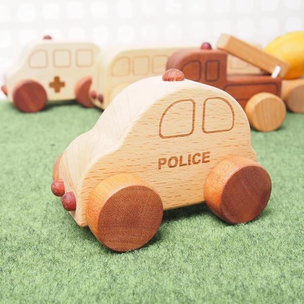 木製の働く車おもちゃセット