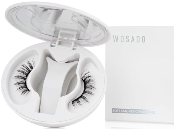 ボリュームのあるデザインのマグネットつけまつげ