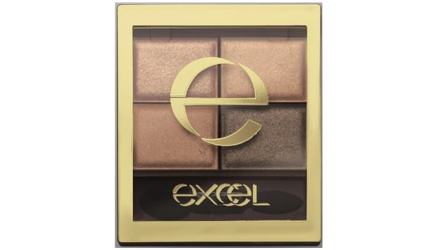 パール入りのアイシャドウ