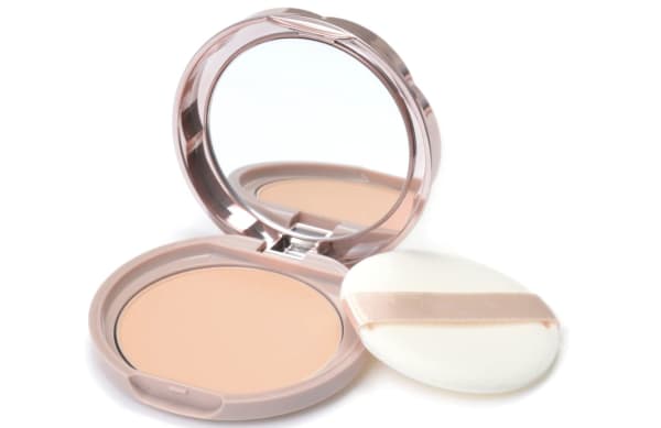 色付きのフェイスパウダー