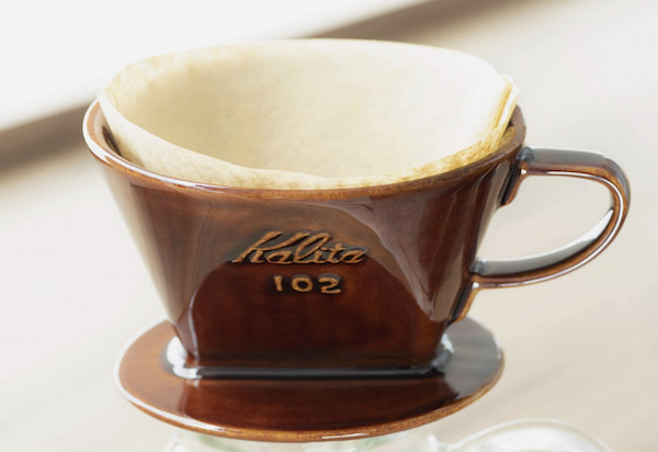 陶器製のコーヒードリッパー