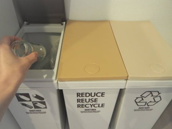 一人暮らし向けゴミ箱のおすすめ14選！サイズ選びや置き場所が無いときの対処法も解説！